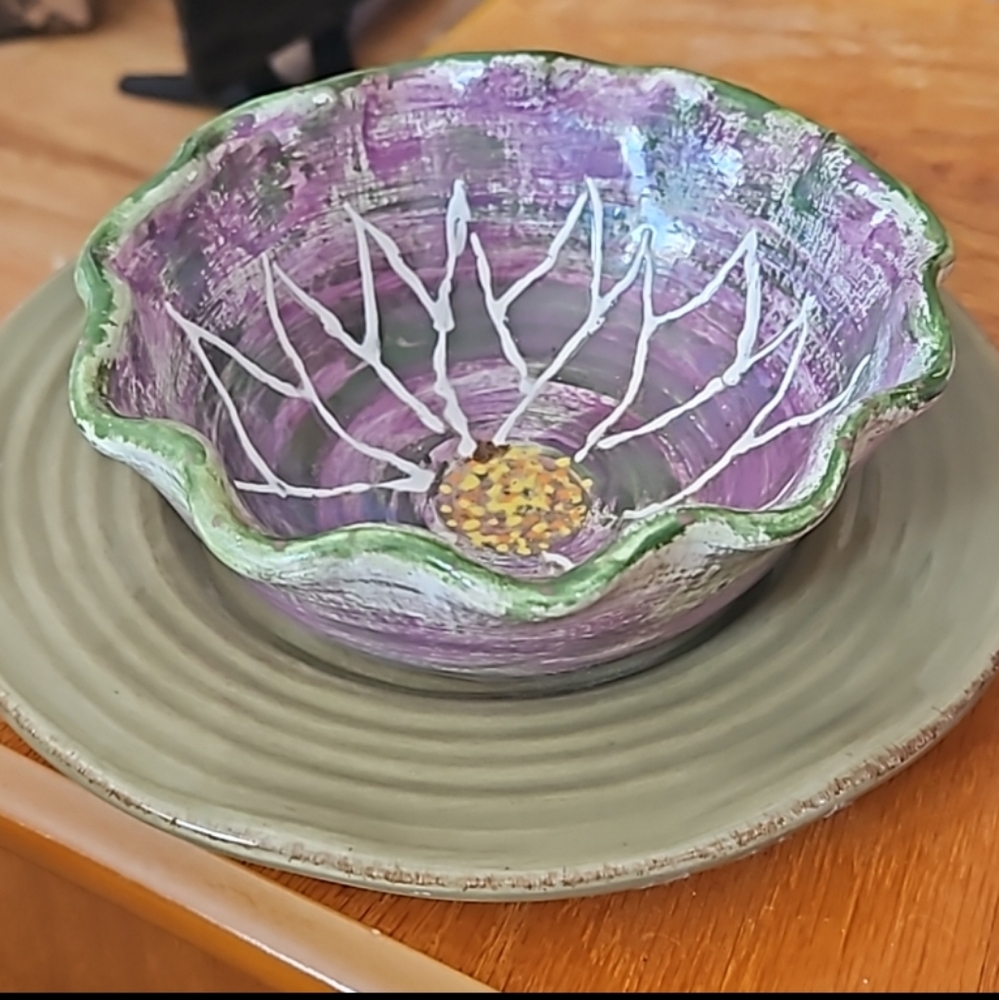 1999 Handmade ceramic flower bowl Added hand-painted underplate